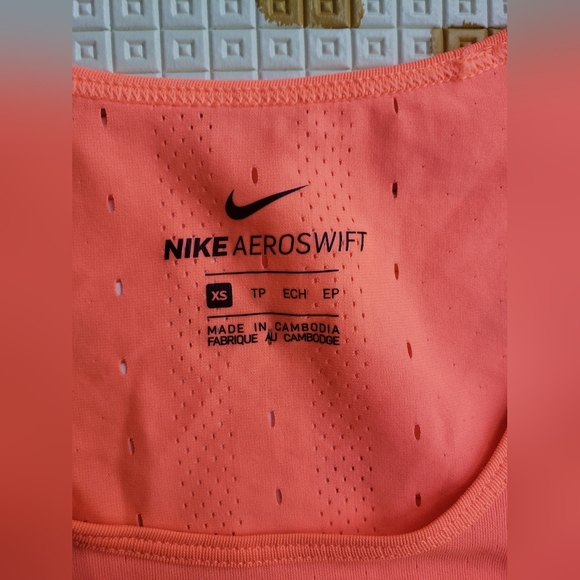 Nike bright pink/orange athletic shirt  size small - Picture 5 of 5
